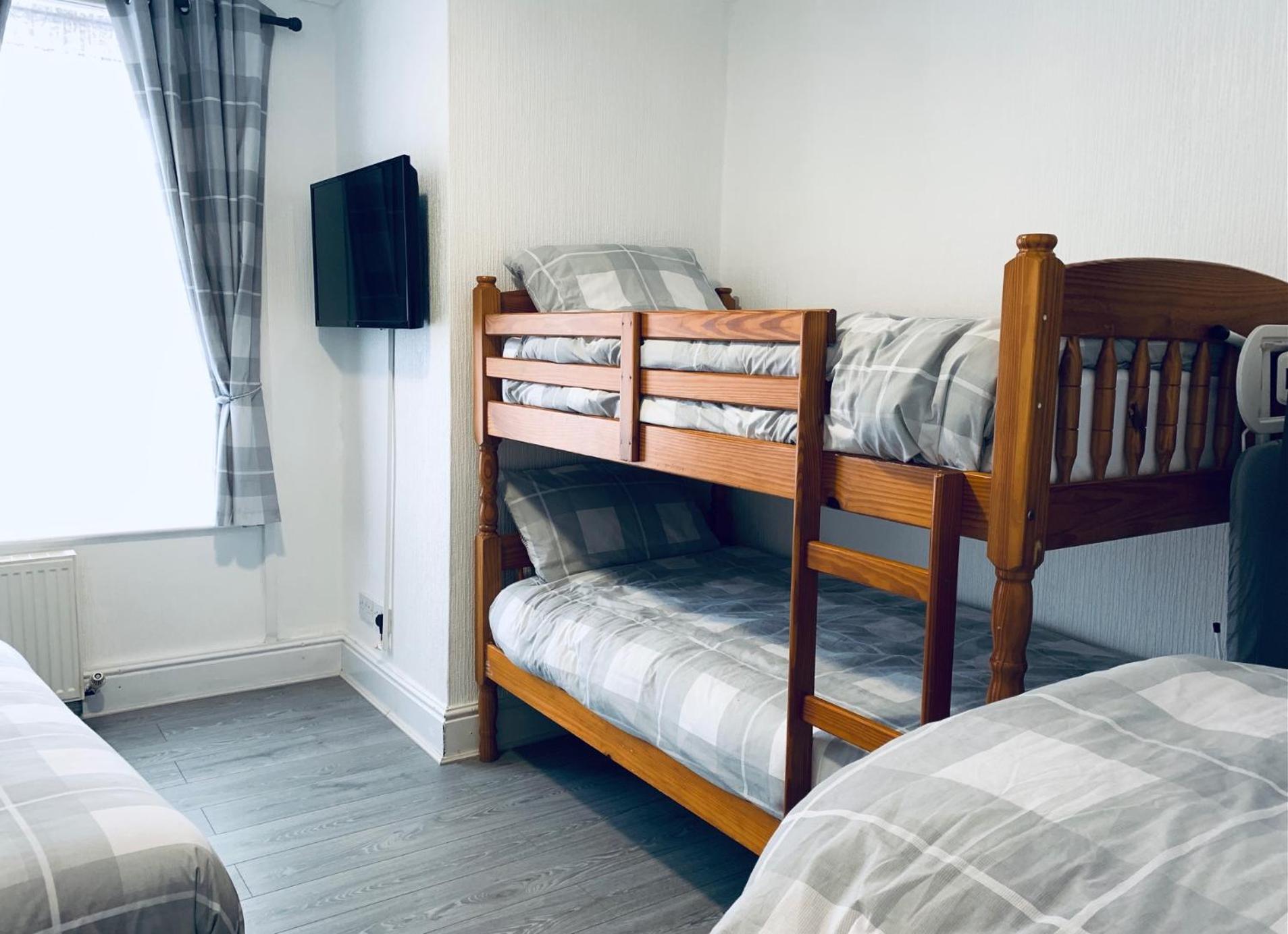The Whitehouse Holiday Apartments Blackpool Ngoại thất bức ảnh